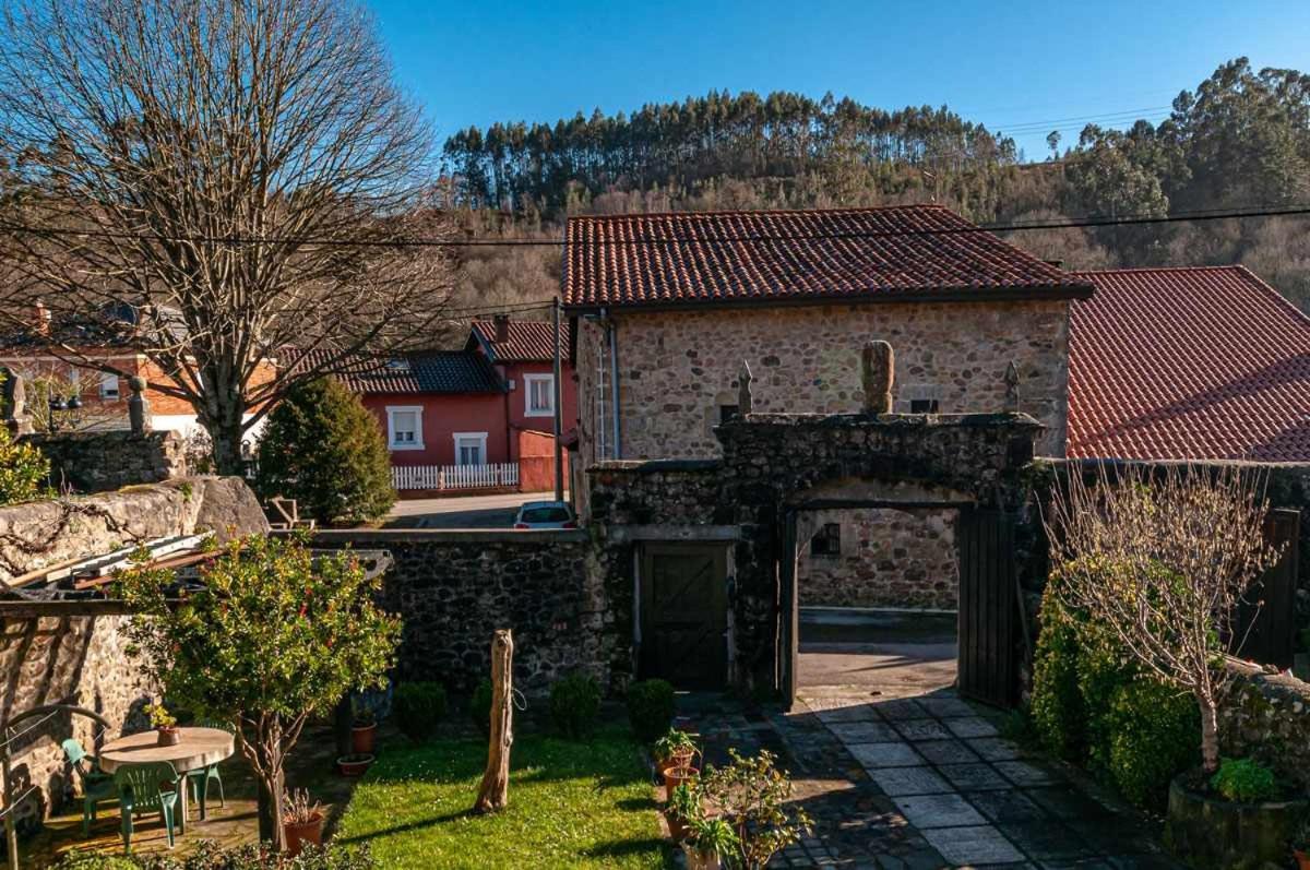 Casa Rural Paco G 10404 Caranceja Exterior photo